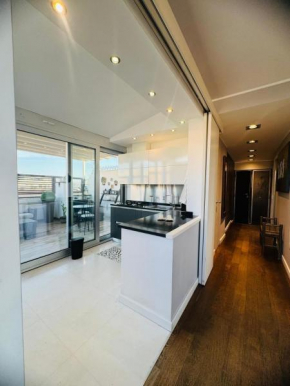 22APT Luxury quiet loft with terrace